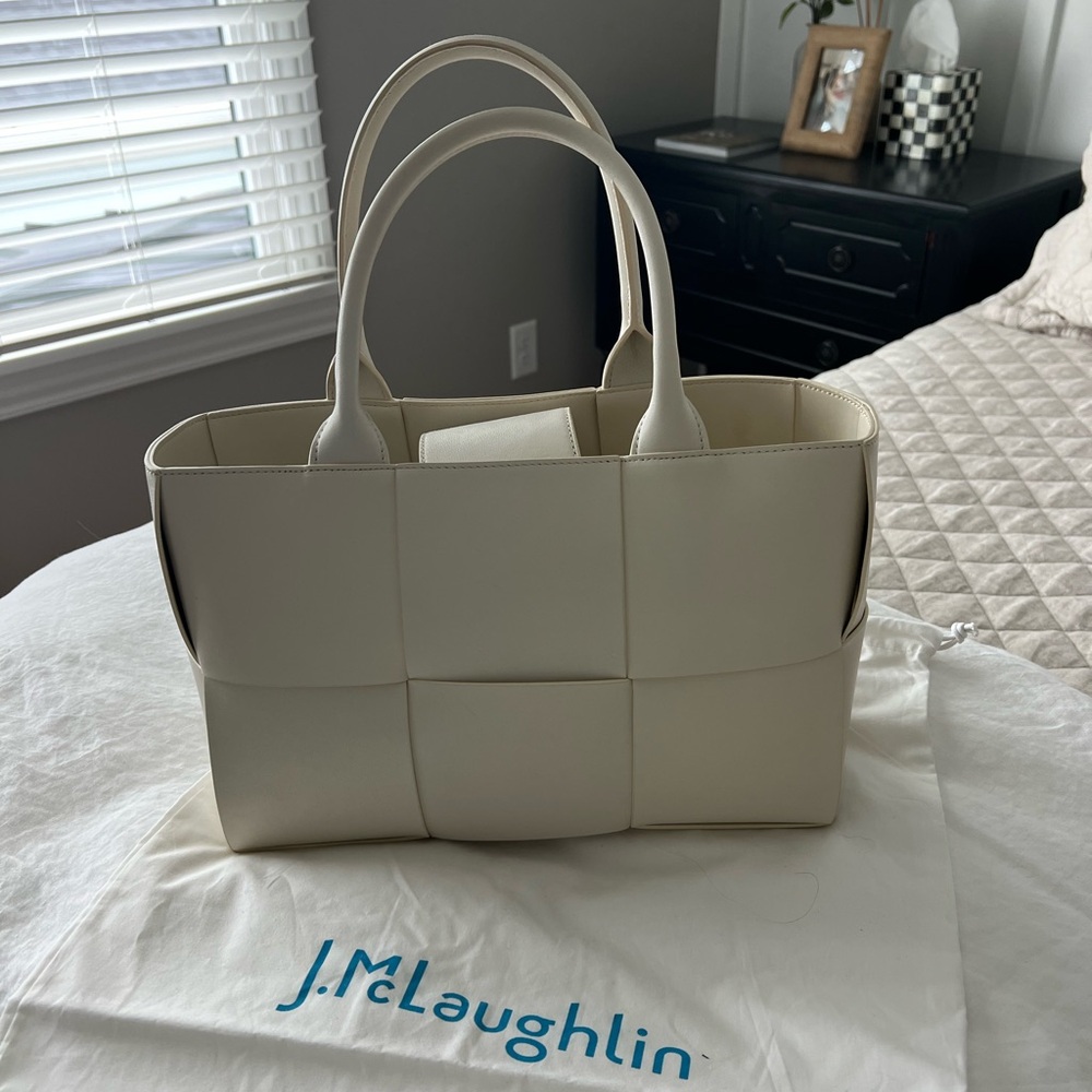 New, J.McLaughlin woven leather handbag. Cream color
